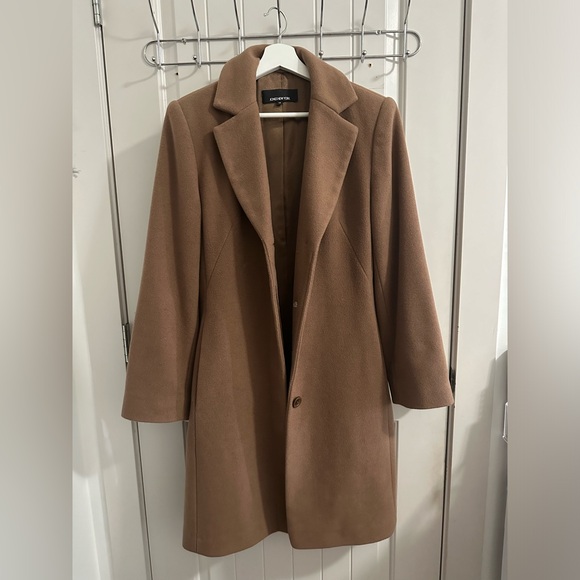 Jones New York Long Camel Coat, Size 10, Classic Wool Blend - Picture 2 of 3